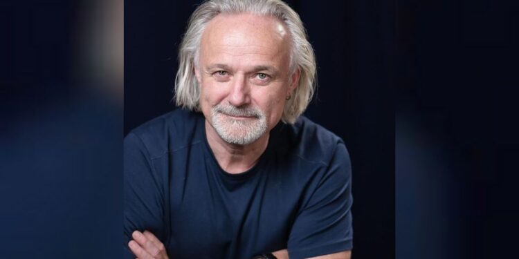 let’s-talk-voiceover-–-episode-37-–-mark-estdale